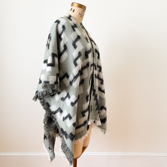 Frye Western Poncho Wrap Large XL Southwestern Boho Cowboy Rodeo Ruana Cape - Picture 9 of 12